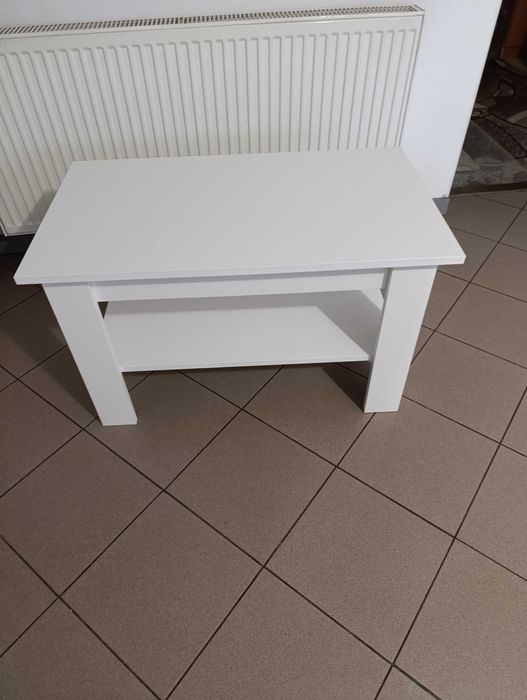 Stolik kawowy biały