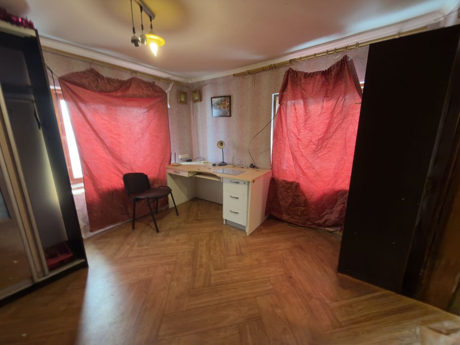 Продаж невеликого будинку в м. Сміла