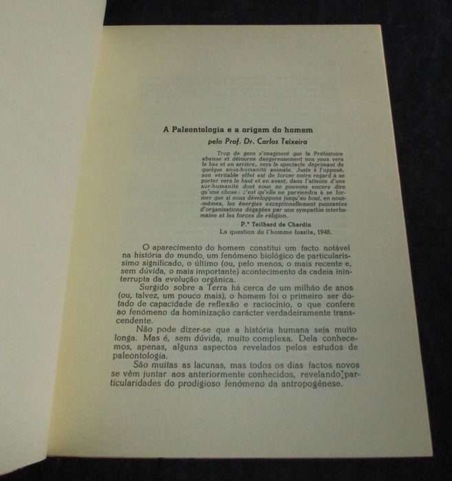 Book: Paleontology and the Origin of Man by Carlos Teixeira, 196364298019275907122