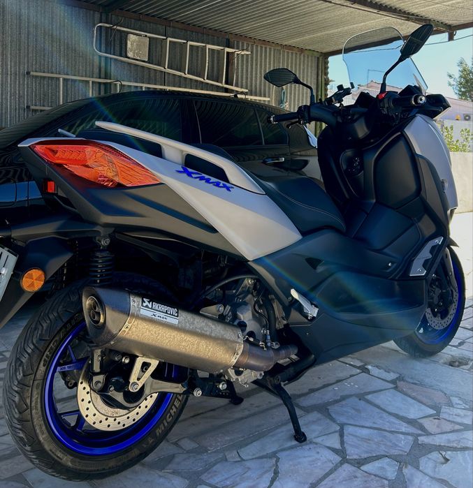 Yamaha XMAX300 2022