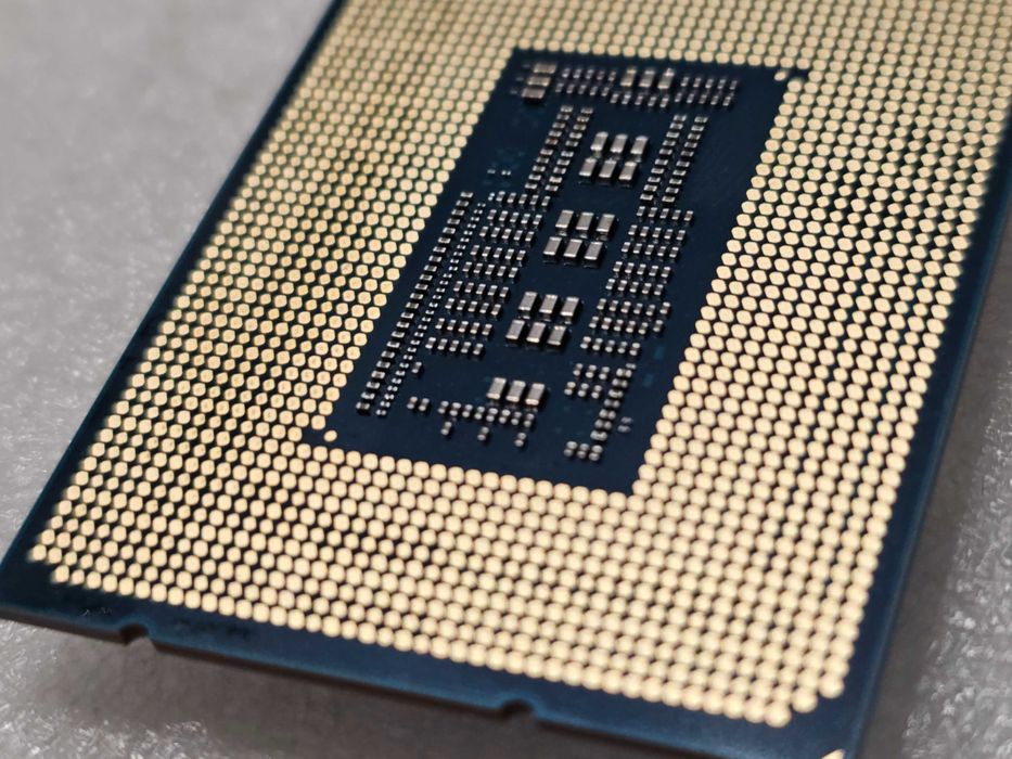 Intel Core i7 13700KF