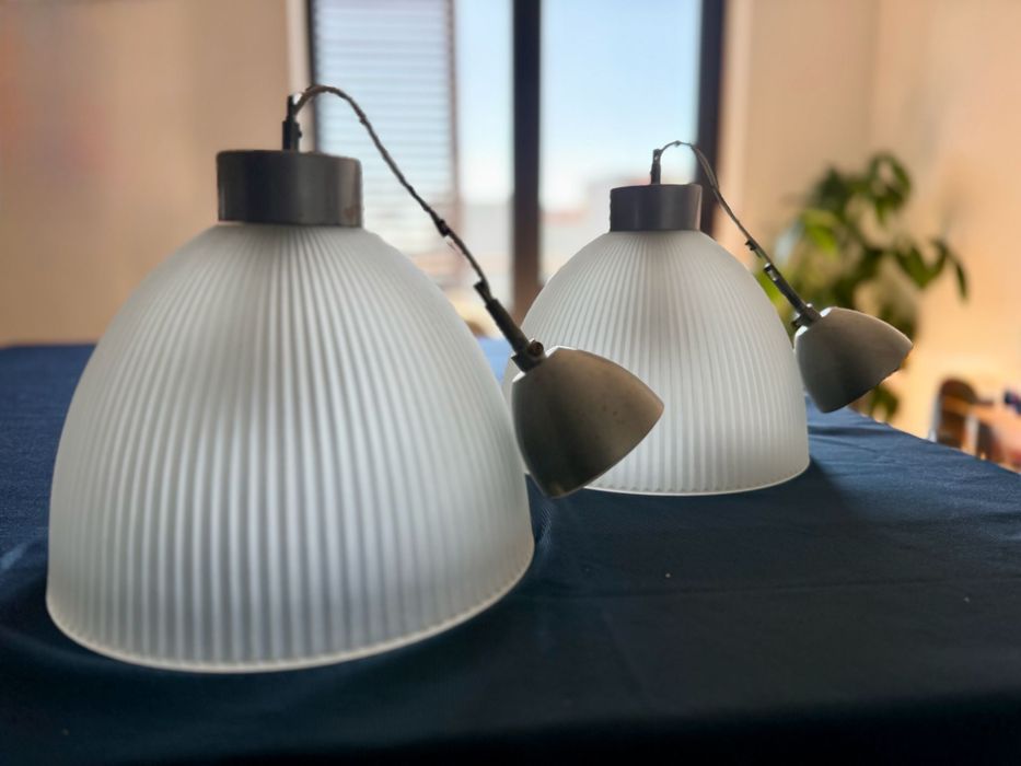 Candeeiro de Teto IKEA KALCIUM – 2 Unidades Disponíveis