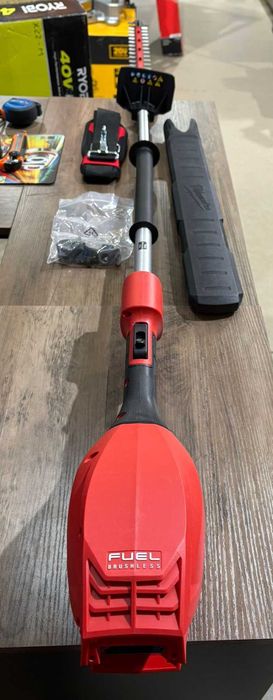 Nożyce do żywopłotu akumulatorowe Milwaukee M18 (3043‑20) FHETSP