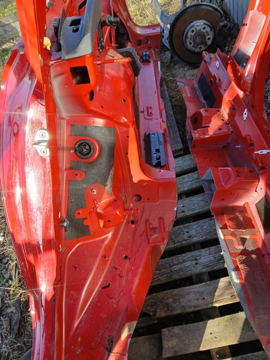 Cwiartka blotnik prawy tył Audi a4 b9 kombi LY3U