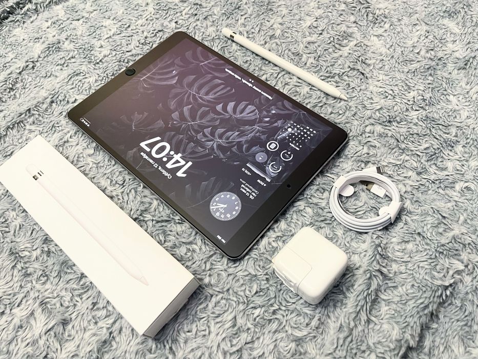 IPad Pro 10.5 (64 gb) LTE, 120 Герц + стекло! А1709
