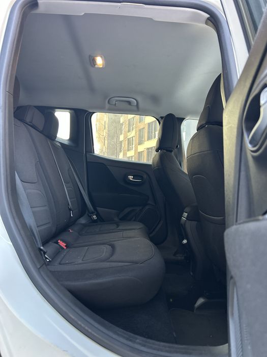 Jeep Renegade 2018 • Автомат • 2.4 Бензин • Свіже авто