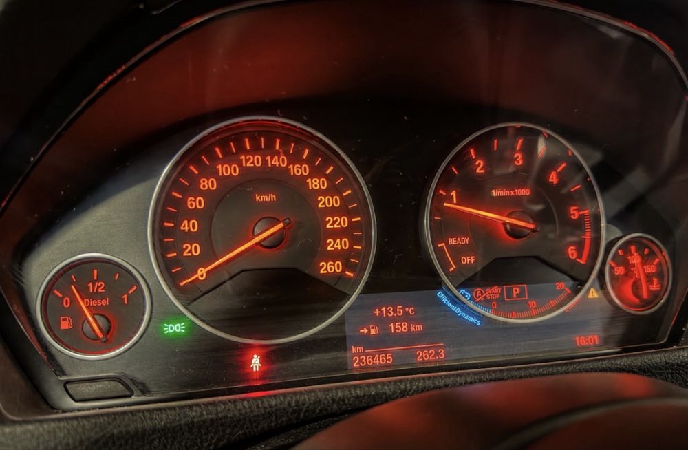 BMW 320d Touring Look M3 (279€ mes)