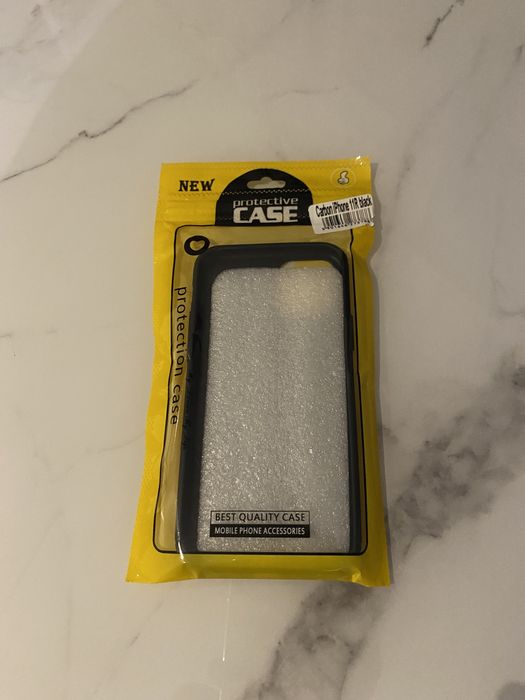 Etui do Iphone 11R z Carbonu