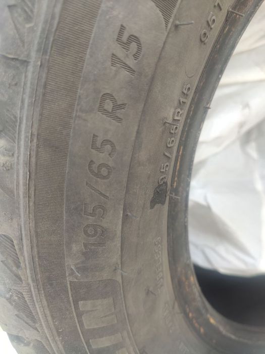 Зимова гума Michelin X- Ice Snow 195/65 r15 95Т, A+ (Преміум+)