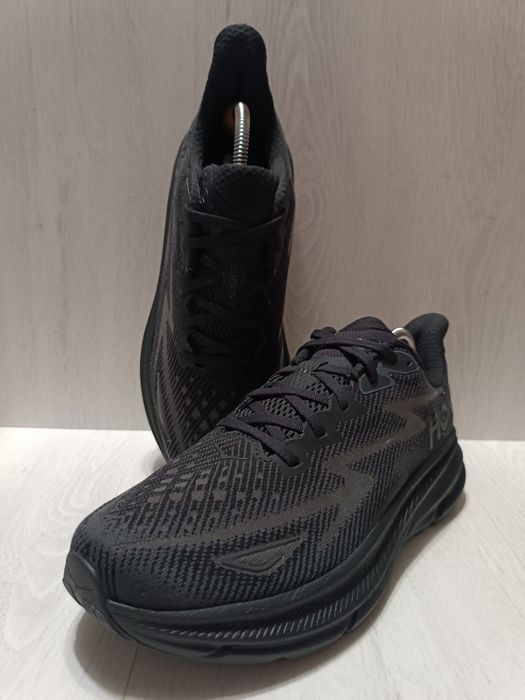 Hoka Clifton 9    44.5---28.5 см