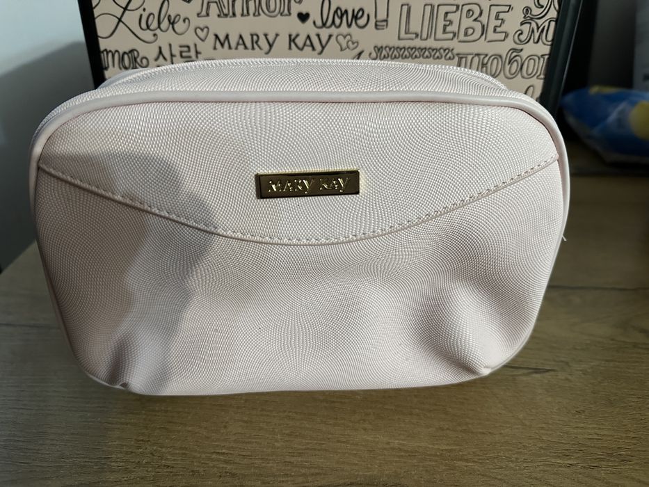 Listonoszka Mary Kay