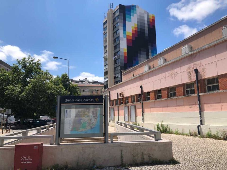 Lugar para Mota junto ao Metro da Quinta das Conchas - Lumiar