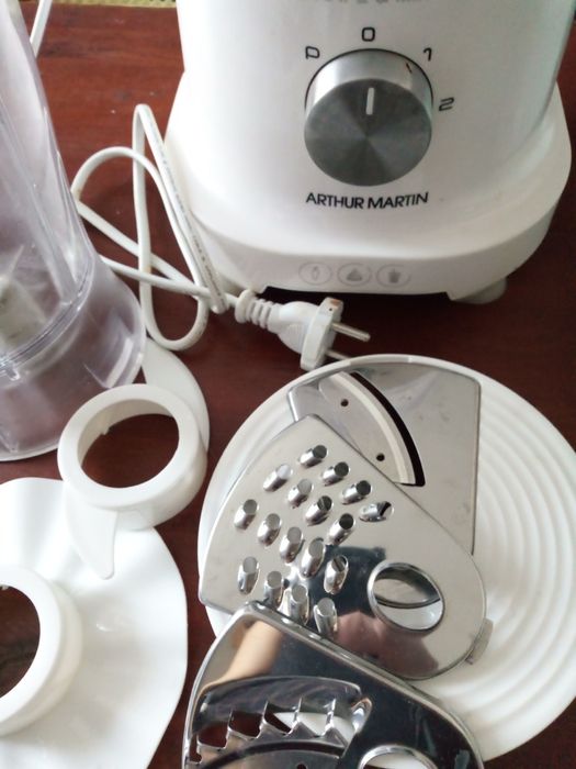 Robot kuchenny Arthur Martin Rape & Mix – pełny zestaw


---

Op