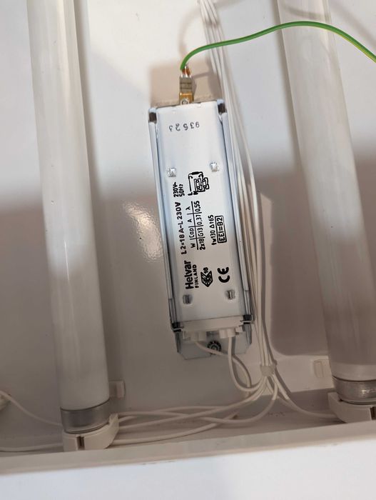 Oprawa Rastrowa 4x18W 4szt