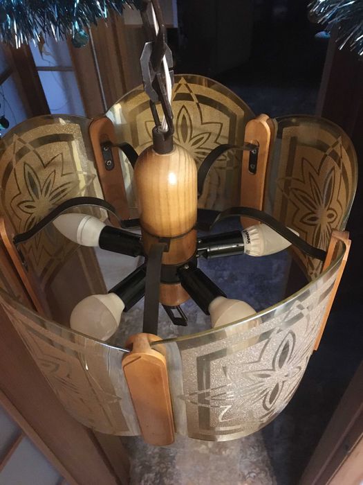 Люстра потолочна на 5 лампочок