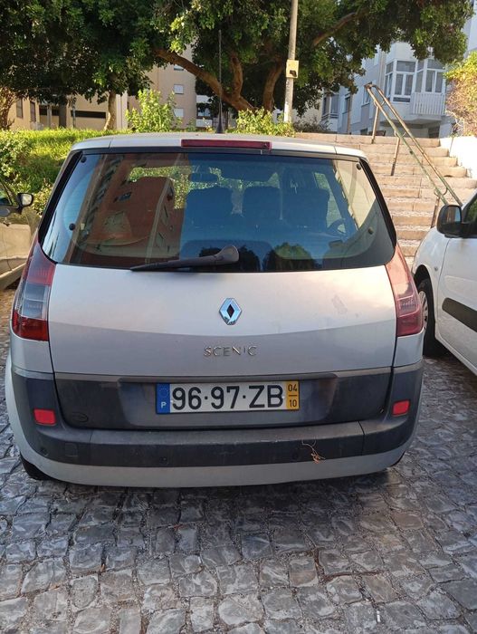 Renault Scenic 2 DCi 2004