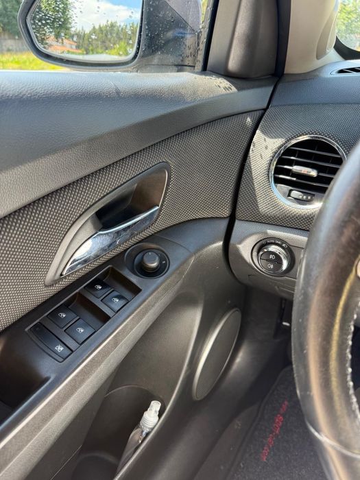 Carrinha Chevrolet Cruze - Estado irrepreensível com garantia