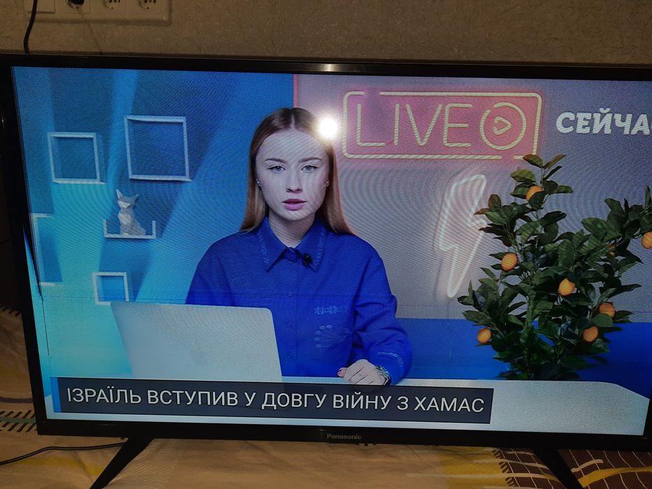 Телевизор Panasonic TX-32HSR400