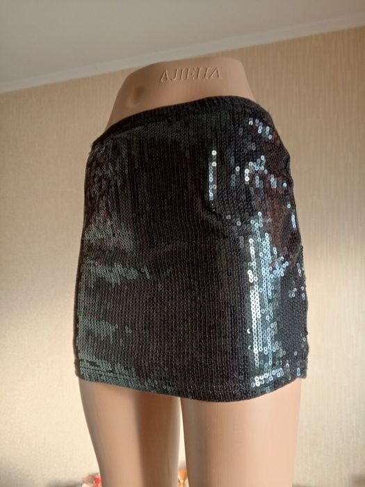 Мини-юбка с пайетками