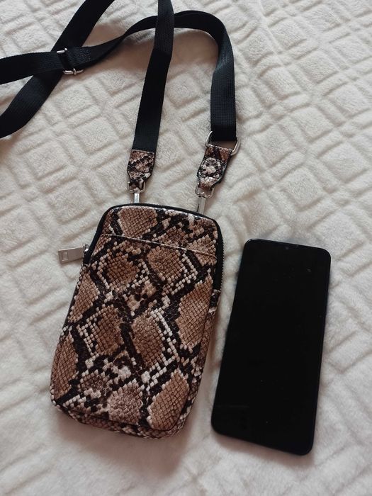 Nerka z Londynu, listonoszka Torebka Saszetka, etui na telefon