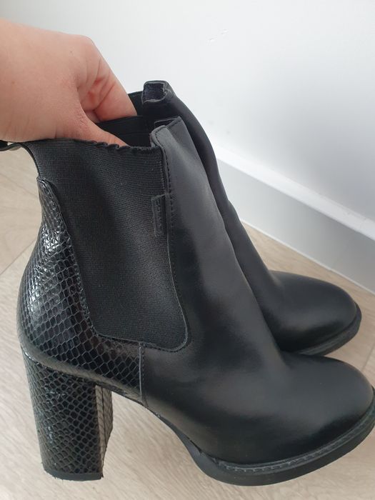 Skorzane buty Nessi 39