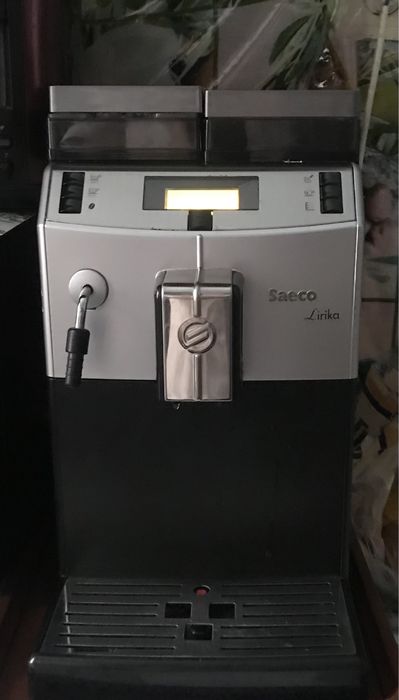 Кавоварка Saeco Lirika