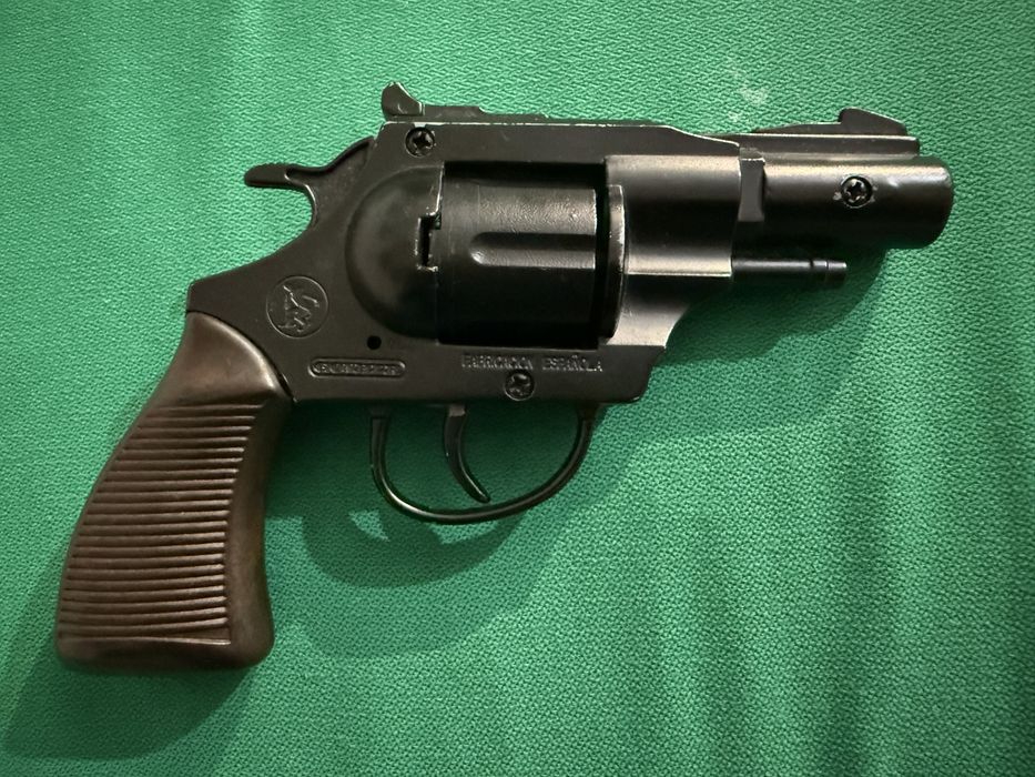 Revolver de fulminantes