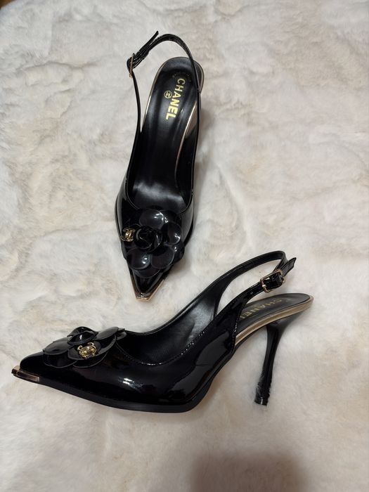 Szpilki chanel 39 kwiat eleganckie cc