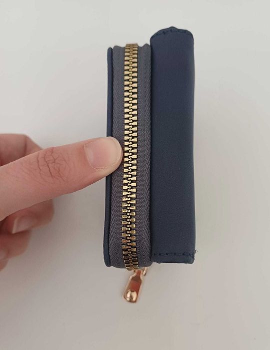 Carteira Azul Elegante - Compacta e Funcional NOVA