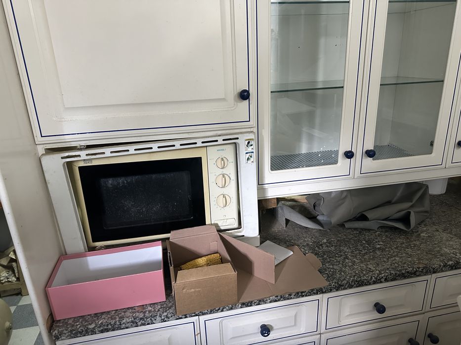 Cozinha completa usada com electrodomesticos