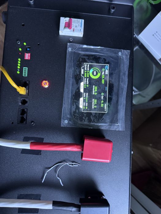 Електрик, підключення резервного живлення, гібридного інвертора