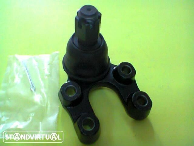 Rotulas Rótula da suspensão Nissan Cabstar E90 E110 Pick-Up F24
