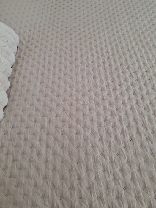 Colcha Zara Home Bege
