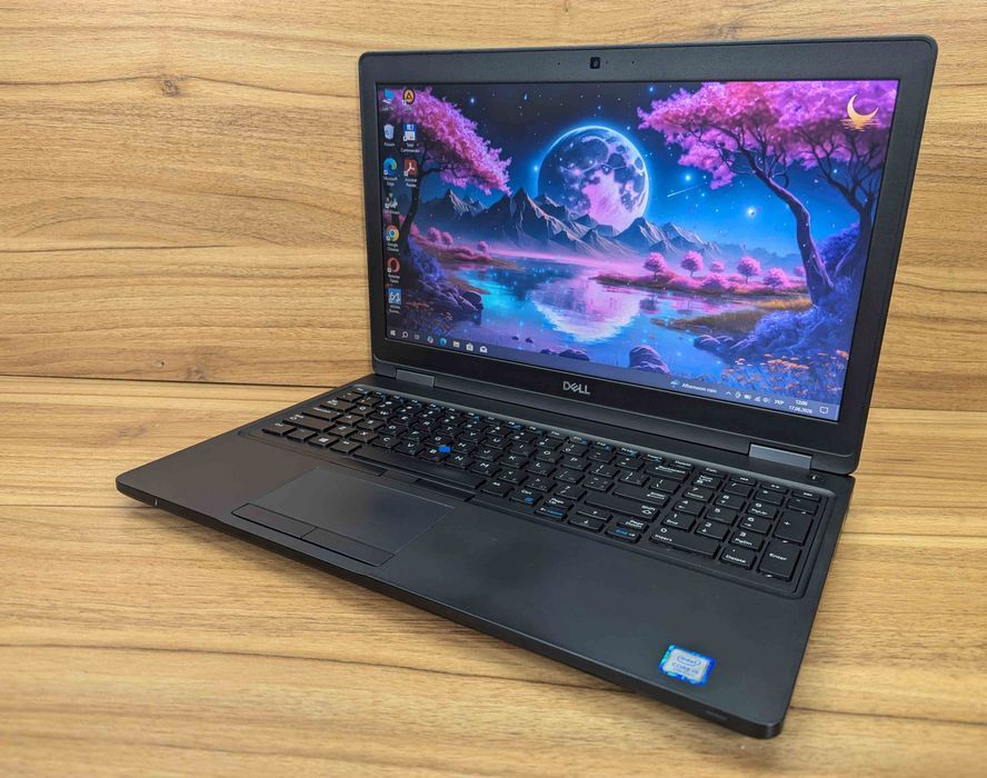 4038/Dell Latitude 5590/15,6"/Intel I5-7300U/256 GB SSD/RAM 8 GB/
