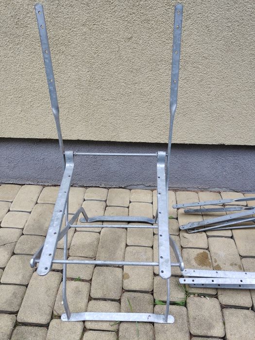 Stelaże na krzesła
