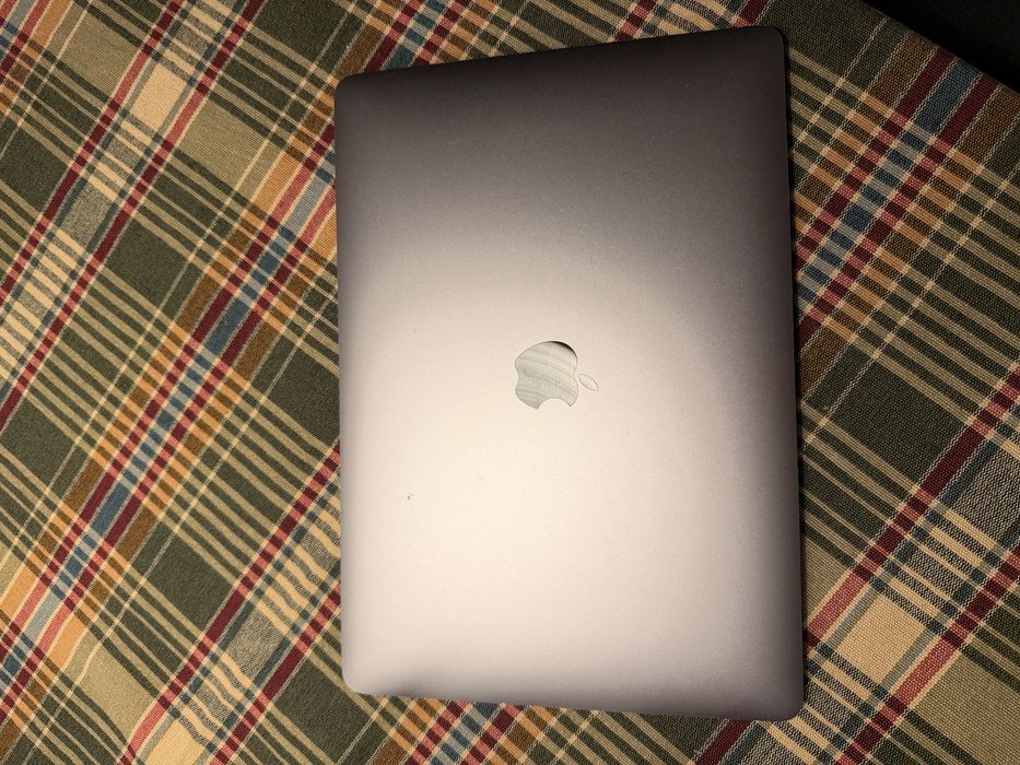 MacBook Air Gwiezdna szarość