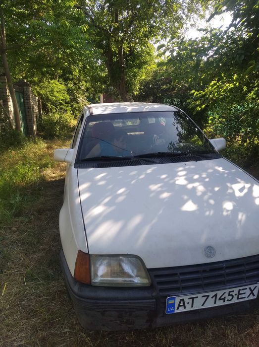 Продам машину Опель