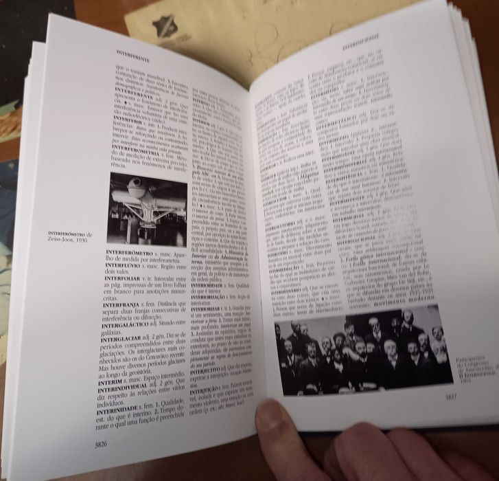 Enciclopédia LAROUSSE - 30 Volumes