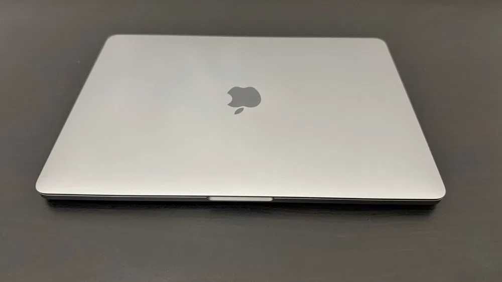 Macbook Pro 13” Touch Bar 256gb SSD Como NOVO Fatura iStore