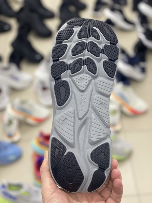 Hoka Оригінал! Кросівки Hoka Clifton 10.