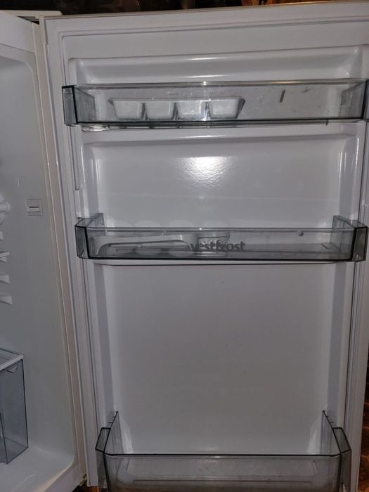 Холодильник Vestfrost