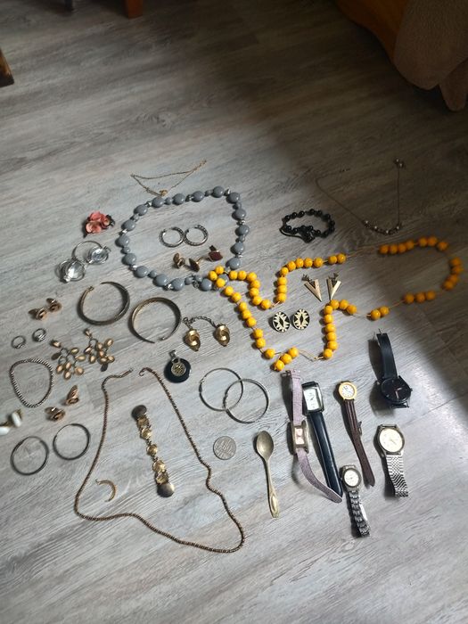 Biżuteria ozdobna zegarki