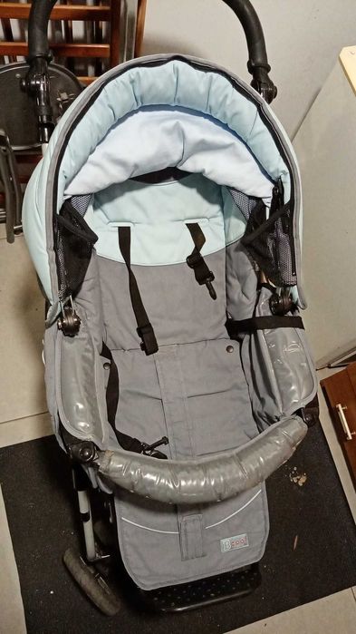 Carrinho e baby cool usado em bom estado