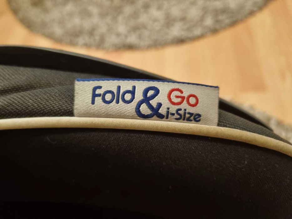 Cadeira Auto Chicco Fold&Go i-Size 100-150 cm - 
 Como Nova! Isofix