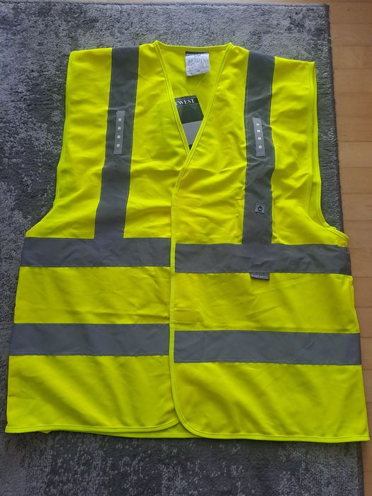 Kamizelka ostrzegawcza z podświetleniem led