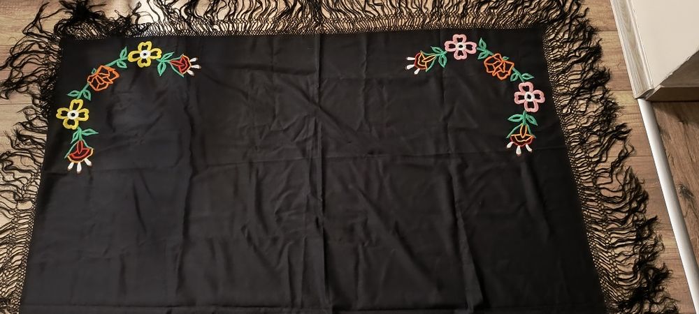 Chusta 130/150 cm  bez frędzli duża chaft przedwojenna