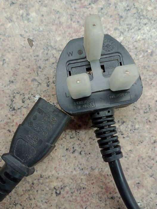 Сетевой кабель питания