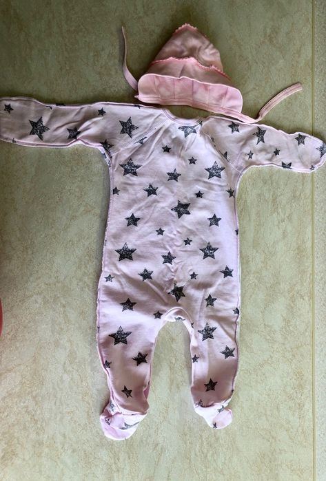 Комбинезон с шапочкой