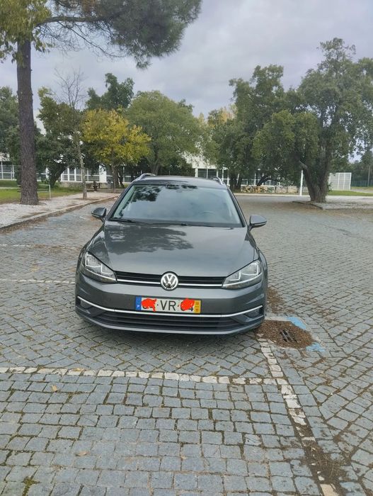 VW Golf Variant 1.6 TDi Confortline DSG