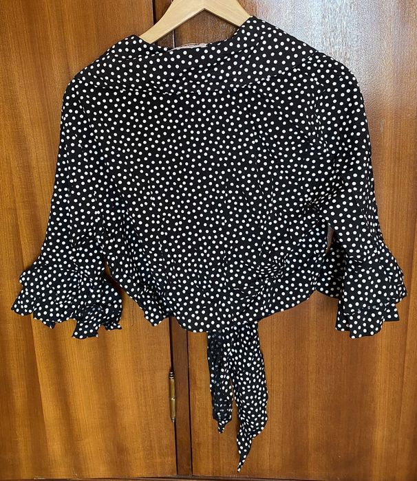 Blusa crooped pontilhada da Pimkie